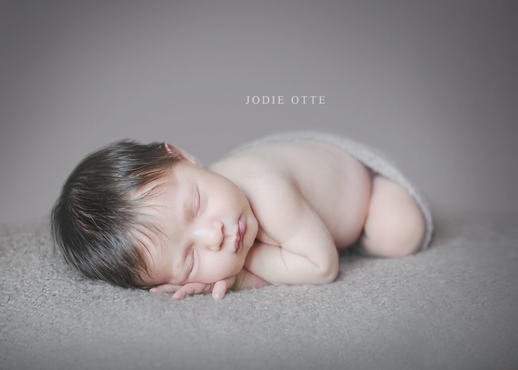 natural newborn photography